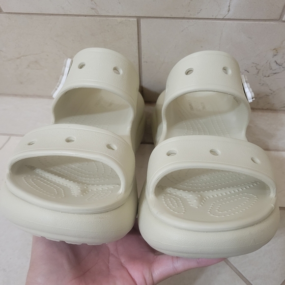 Crocs Classic Crush Bone Beige unisex men's 8 women's 10. - Picture 6 of 11
